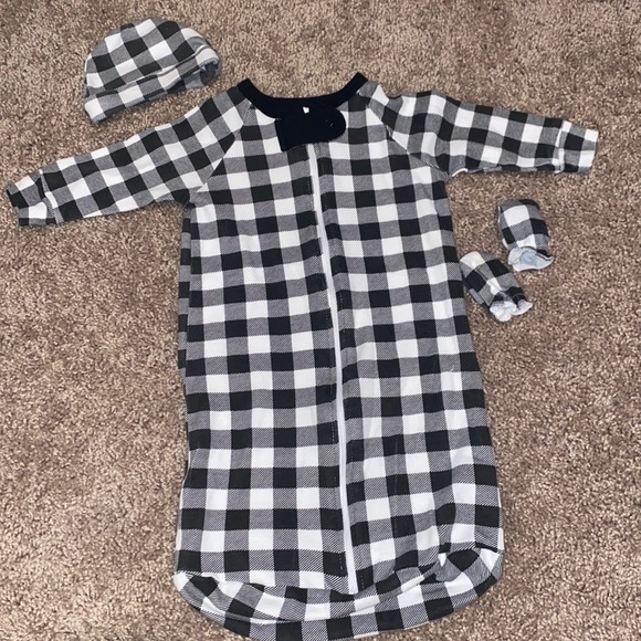 the peanutshell Other - Matching hat, sleep sack, and mits black and white plaid winter easy swaddle
